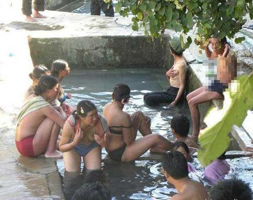 揭藏族男女共浴的沐浴节来历与习俗!