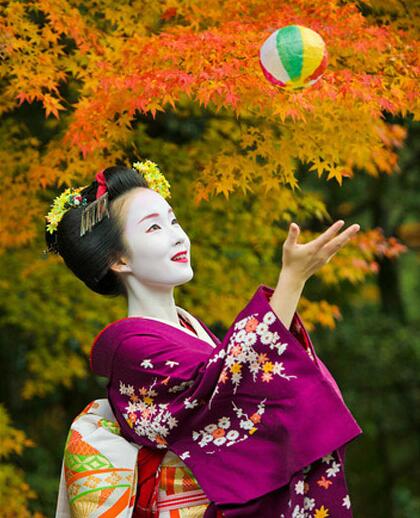 揭开日本红唇艺妓风情万种的生活及历史传承