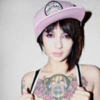 非主流图片日韩风格纹身美女