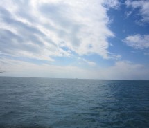 风景图片大海沙滩蓝天白云组图