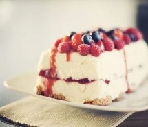 小清新图片唯美甜点草莓蛋糕
