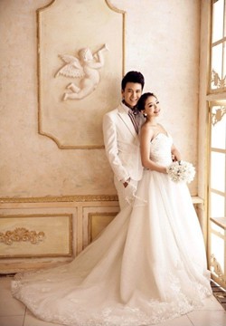[婚纱图片]小清新白色浪漫幸福婚纱摄影照片
