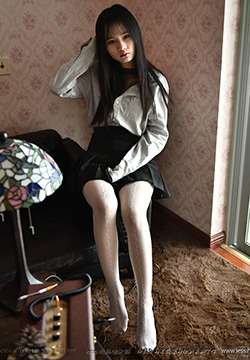 IESS异思趣向 - 模特：琪琪的蕾丝花边白色连裤袜写真