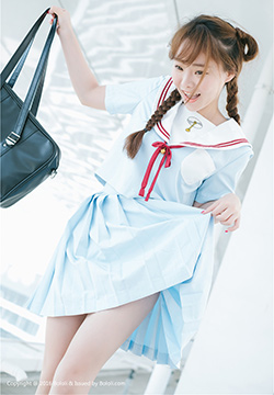 日系偶像女团 穿学生装的小萝莉柳侑绮可爱写真