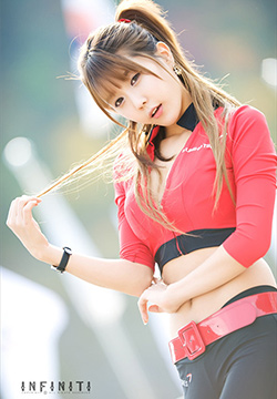 [美女写真] 韩国超级车模许允美 写真系列红衣长裤 （一）